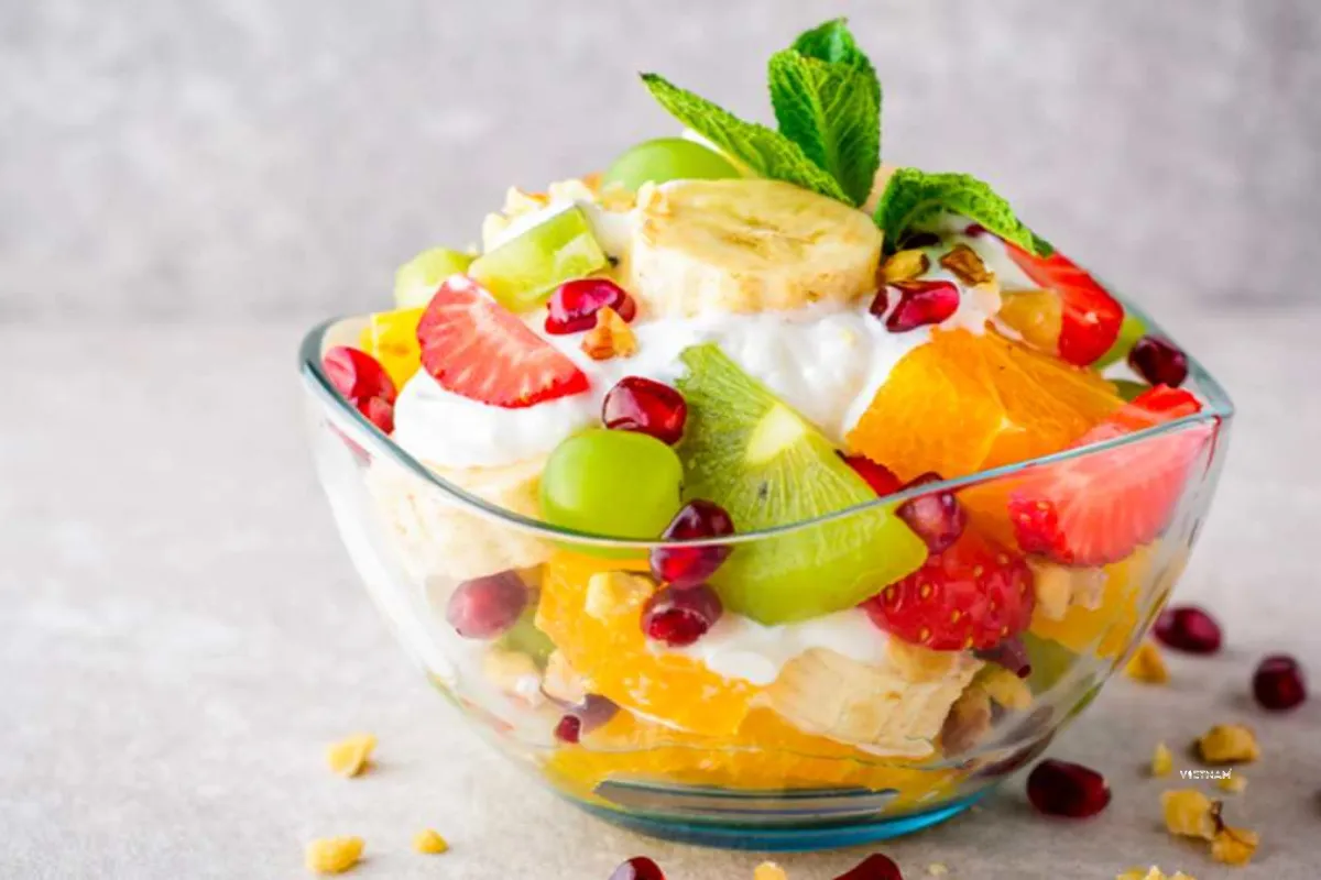 Exclusive Hanoi Street Food Tour | Discover Hanoi’s Best Eats on Foot Hoa qua dam To Tich fruit dessert Hanoi